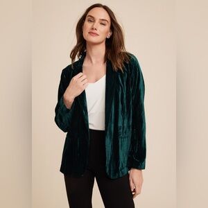 NWT Maurices Versa Green Velvet Blazer size 2X